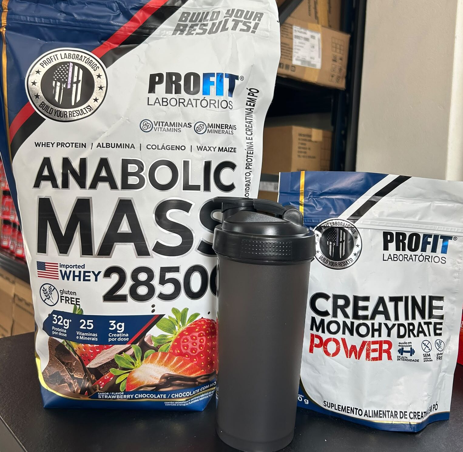 Combo Anabolic Mass 3kg + Creatina Power 300g + Shaker Profit
